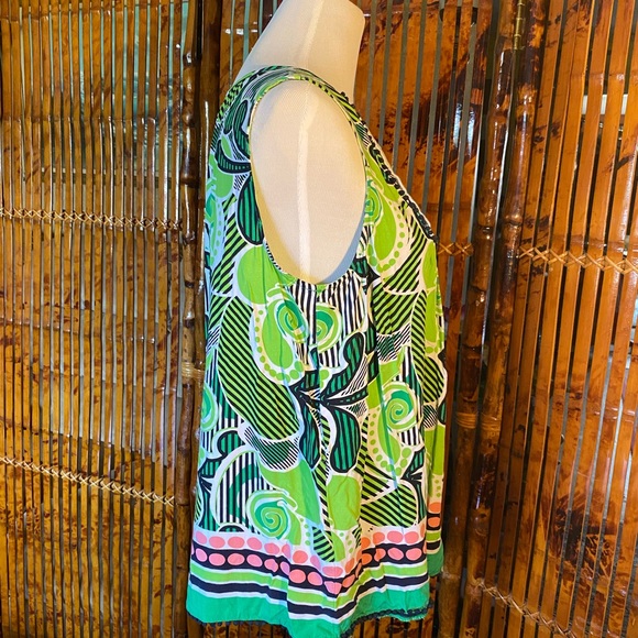 Crown & Ivy Curvy Multi-Green  Sleeveless Tank Top - 1X - Picture 4 of 6
